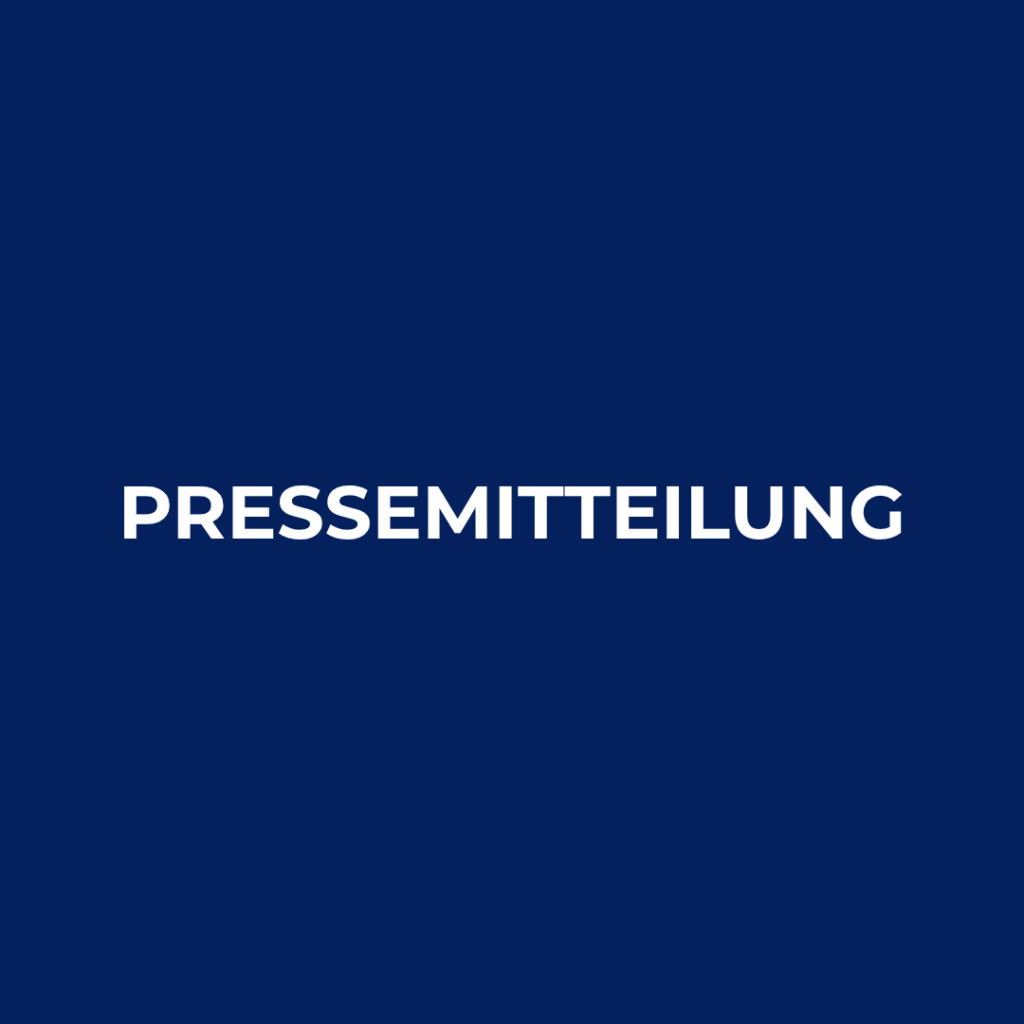 Grafik-Banner mit dem weißen Schriftzug „PRESSEMITTEILUNG“ auf dunkelblauem Hintergrund.